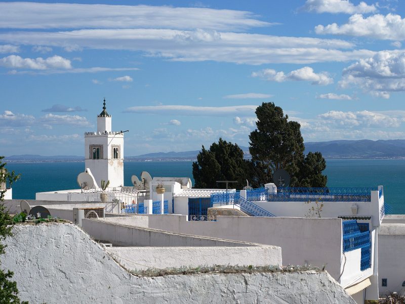 Prolonger un déplacement pro à Tunis d'un week-end : le bon calcul