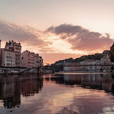 Lyon, Émergence d&rsquo;un Hub Stratégique pour les Voyageurs d&rsquo;Affaires